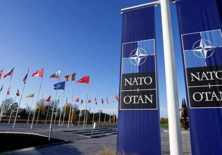 NATO olum və ölüm arasında