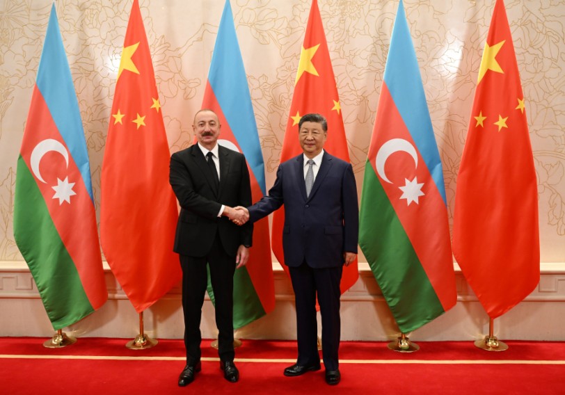 Qlobal dəyişikliklərin mərkəzində 