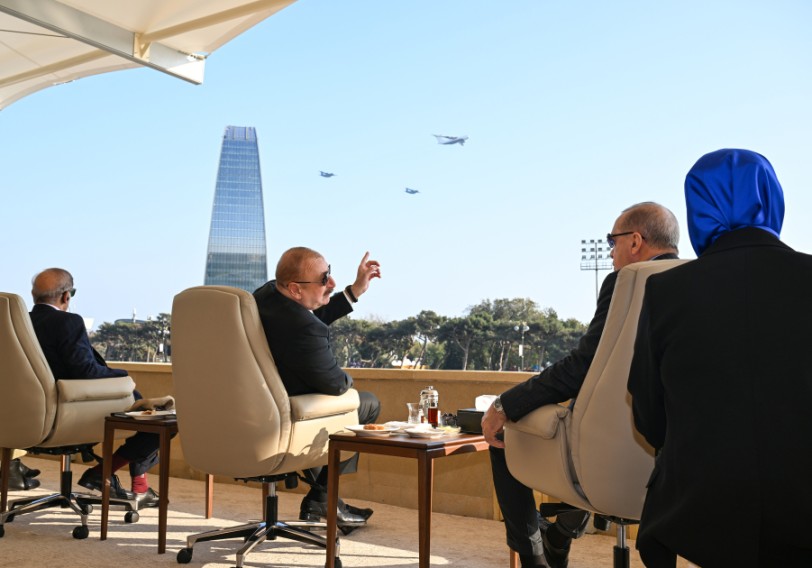 Hərbi parad FOTOLARDA