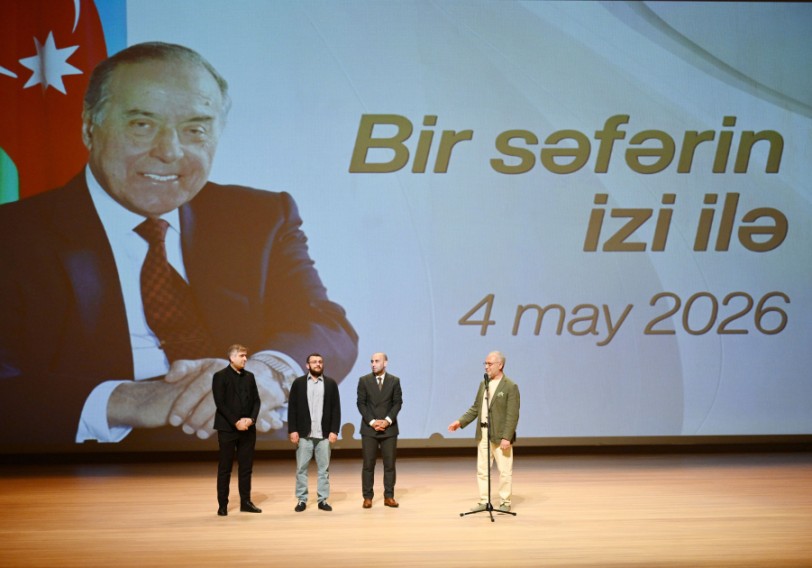 Rəsmi görüşlərin qeyri-rəsmi çalarları