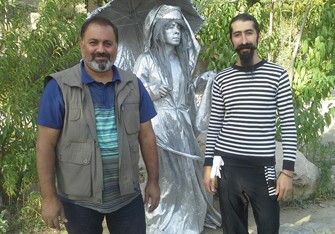 İranda gördüyüm sevgi üçün burnumun ucu göynəyir Fotolar