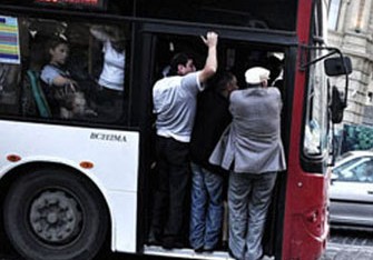 Sürücülük vəsiqəsi olmayan 60 avtobus sürücüsu saxlanıldı