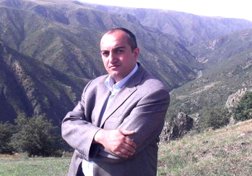 Səslərdən sözlərə, sözlərdən şeirə, şeirdən poeziyaya