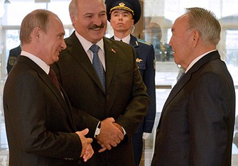 Putin müttəfiqlərini Moskvaya topladı