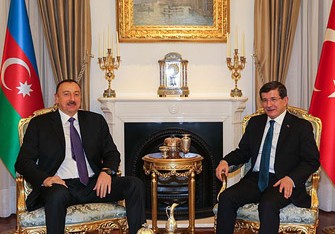 Prezident İlham Əliyev Türkiyənin baş naziri ilə görüşüb