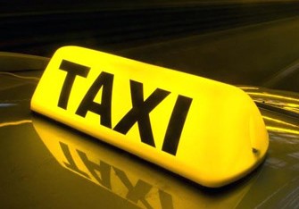 Azərbaycana yüzlərlə “London taksi”si gətirilib