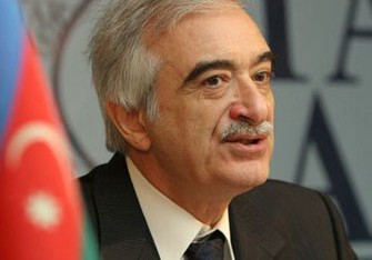 Polad Bülbüloğluya “Müqəddəs Appostol Varfolomey” medalı verildi