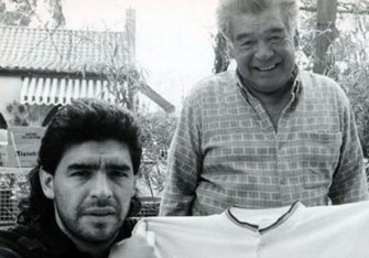 Maradonanın atası vəfat edib