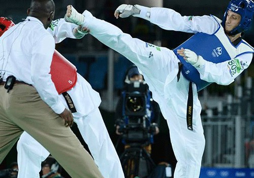 Rio-2016: Taekvondoçu Radik İsayev Azərbaycana ilk qızıl medal qazandırıb