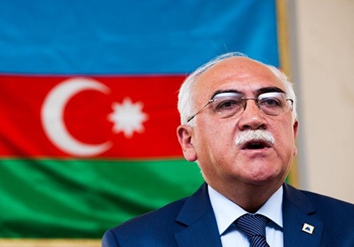 Keçmişini unudan İsa Qəmbər