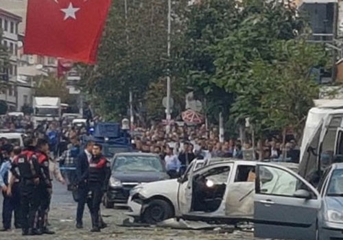 İstanbulda motosiklet partladılıb, 10 nəfər yaralanıb - Yenilənib 