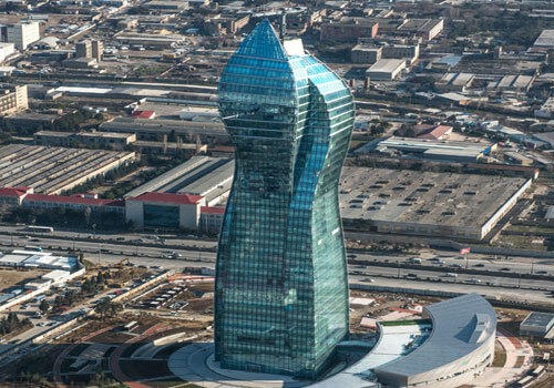 SOCAR Tower "İlin ən yaxşı ofis binası" mükafatını alıb