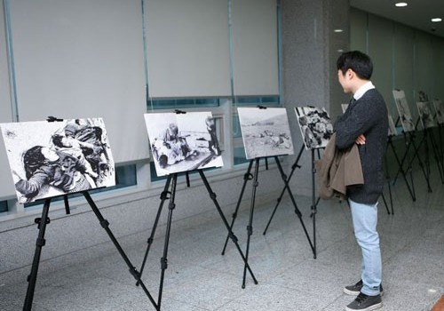 Xocalı soyqırımının 25-ci ildönümü ilə əlaqədar Koreya parlamentində fotosərgi və seminar keçirilib