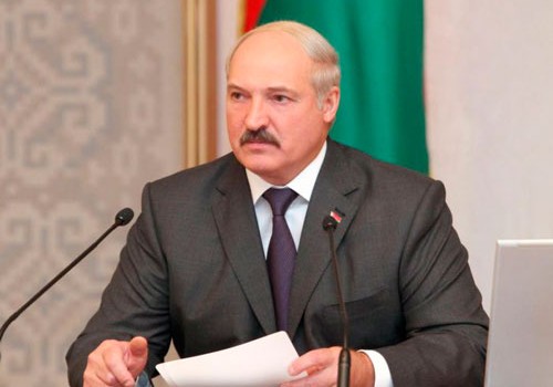 Lukaşenko: Ermənistandan uçan təyyarədə radioaktiv maddə aşkarlanıb