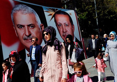 Türkiyədə konstitusiya dəyişikliyi ilə bağlı referendum keçirilir