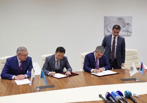 Heydər Əliyev Fondu ilə Qazaxıstanın Birinci Prezident Fondu arasında memorandum imzalanıb