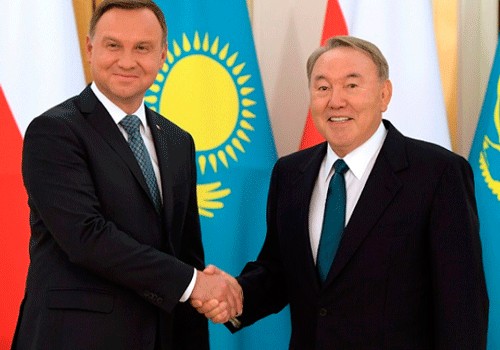 Polşa Qazaxıstan üçün “vizasız rejimi” lobbiləşdirir