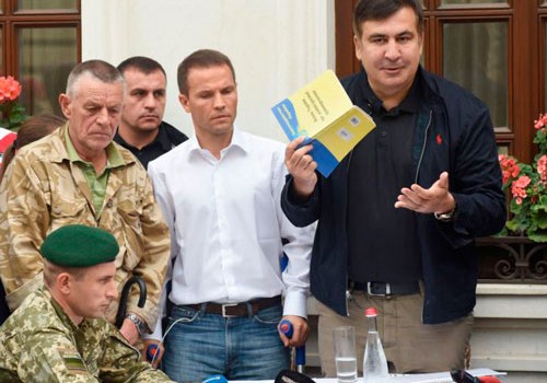 Saakaşvili Ukraynanın “xilaskar”ı olmaq iddiasındadır