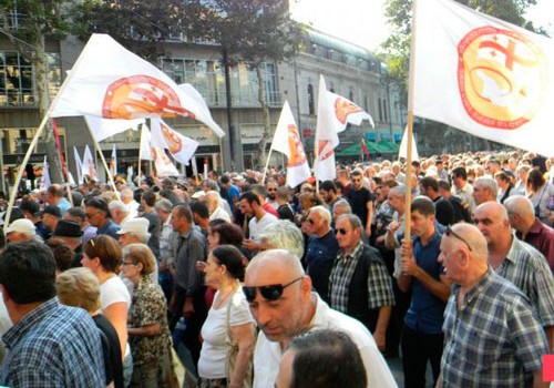 Gürcüstanın müxalifət partiyası etiraz aksiyası keçirib