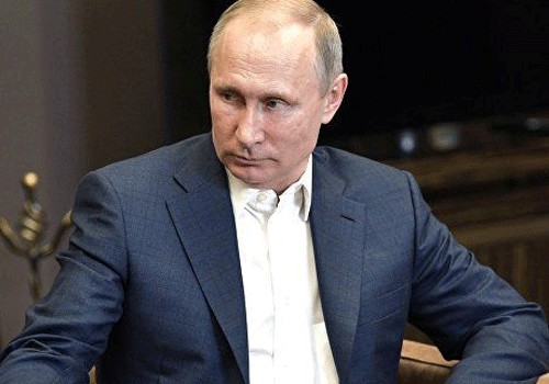 Putin: “Beynəlxalq hüquq sistemi eroziyaya uğrayıb”