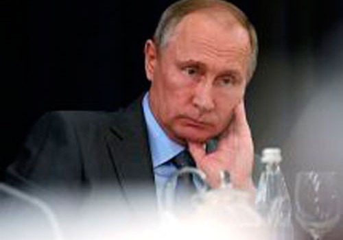 Putin: “Başqa ölkələrin işinə müdaxilə etmək cəhdləri xaosla nəticələnir”