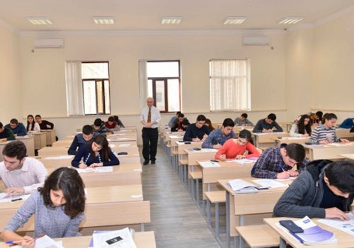 Ali məktəblər publik hüquqi şəxs statusunda...