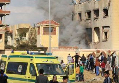 Misirdə məsciddə partlayış nəticəsində 50 nəfər ölüb