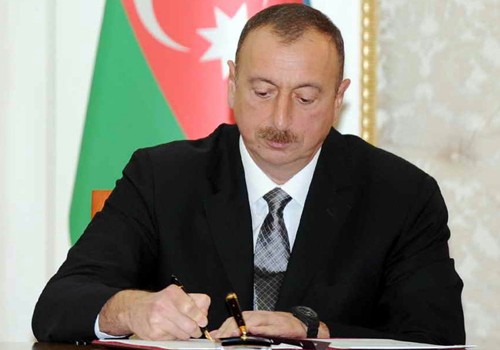 Prezident bu şəxsləri təltif etdi - Siyahı