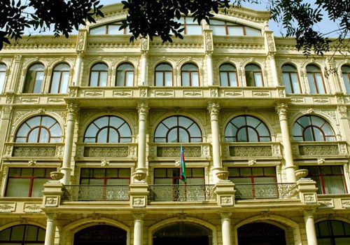 Palata: Bank sektorunun mənfəəti 600 mln. manata çatıb