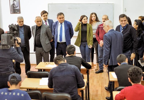 Qərbi Kaspi Universitetində imtahanlarla bağlı mediatur təşkil edilib