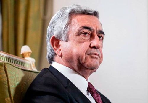 Serj Sarkisyan Ermənistanın hakim partiyasının sədrliyindən də istefa verib