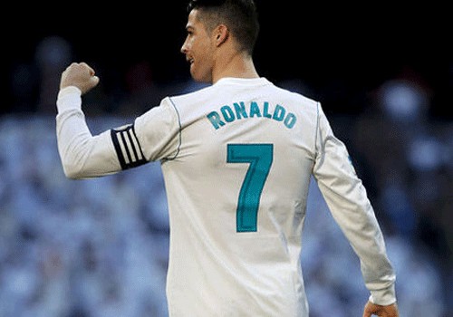 Ronaldo Turində ev axtarır