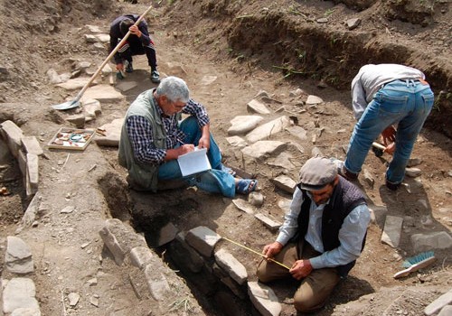 Xınalıqda 2500 il yaşı olan qədim nekropol aşkarlandı