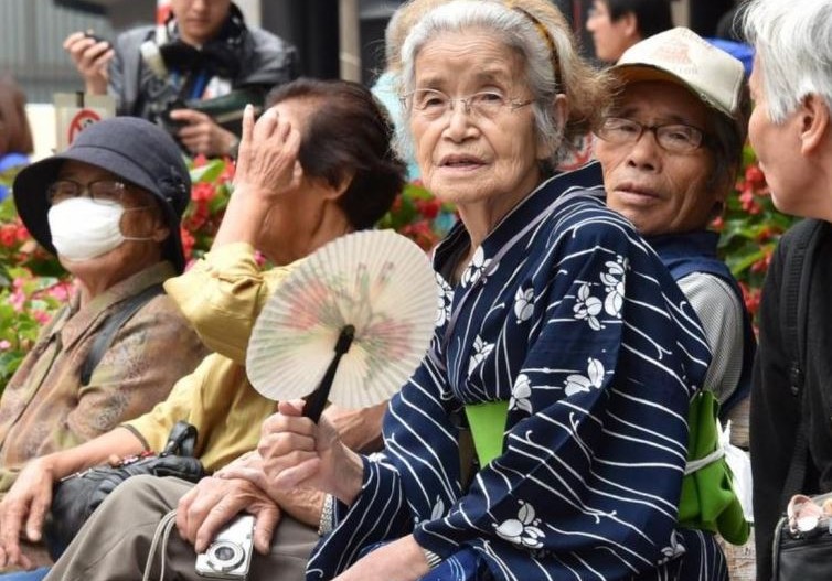 Yaponiyada orta ömür həddi rekord səviyyəyə çatıb