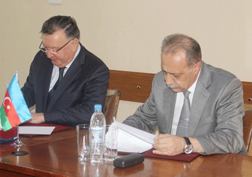 Dövlət İmtahan Mərkəzi ilə Bilik Fondu arasında əməkdaşlıq sazişi imzalanıb (FOTO)