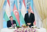 Tacikistan Prezidenti Emoməli Rəhmonun şərəfinə rəsmi ziyafət verilib