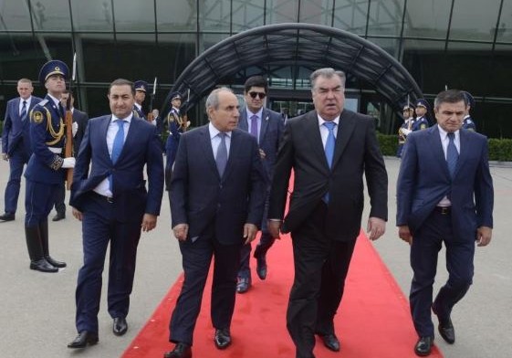 Tacikistan Prezidenti Emoməli Rəhmonun Azərbaycana rəsmi səfəri başa çatıb