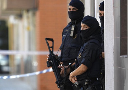 Kataloniyada polis məntəqəsinə hücum terror aktı kimi nəzərdən keçirilir