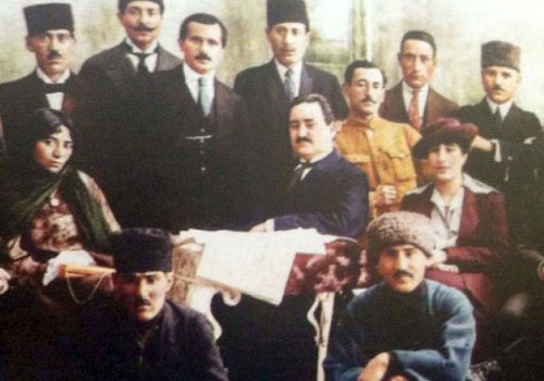 Azərbaycan Cümhuriyyəti Parlamentinin ilk qadın əməkdaşı - Fotolar