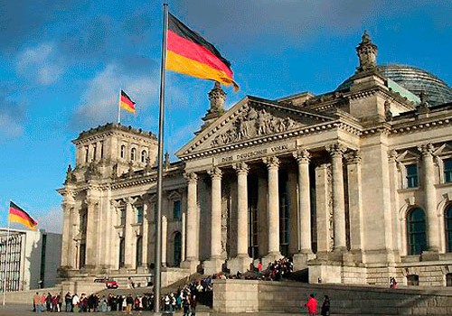 Berlin: Biz qətiyyətlə cinayəti pisləyirik