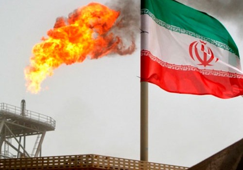 İran enerji birjasında satdığı neftin qiymətini aşağı salıb