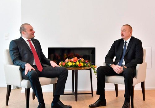 Azərbaycan Prezidenti ilə Gürcüstan Baş nazirinin görüşü olub