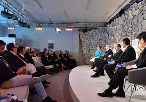 Prezident İlham Əliyev Davosda “Bir kəmər, bir yol” təşəbbüsünün inkişaf etdirilməsi: Çinin trilyon dollarlıq baxışı” adlı sessiyada iştirak edib