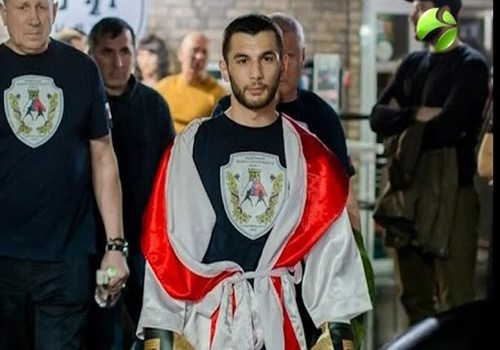 Azərbaycan əsilli Elnur Səmədov peşəkar boks üzrə Rusiya çempionu olub
