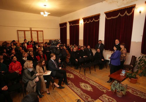 Gürcüstan Prezidenti: Kvemo Kartli bölgəsi tolerantlıq nümunəsidir