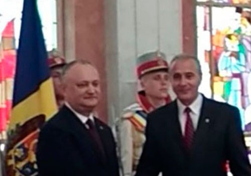 Moldova Prezidenti Azərbaycan diasporunun fəalını mükafatlandırıb