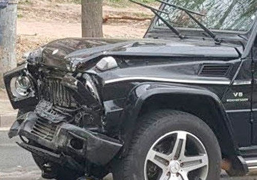 Bakıda 12 avtomobili əzən "Gelandewagen" sürücüsü saxlanıldı