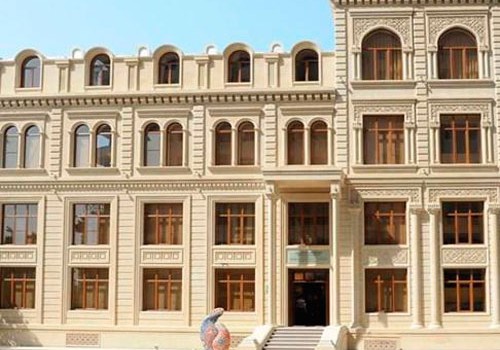 Twitter-in azad sözə və paylaşıma olan “münasibəti”