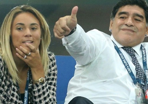 Maradona saxlanıldı