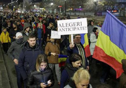 Rumıniyada antikorrupsiya referendumu keçirilir